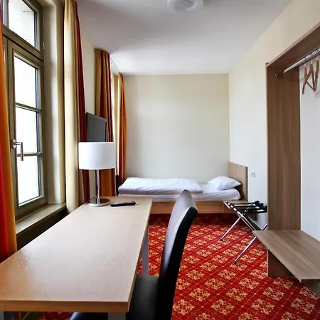 Bahnhof Busch Konukevi 4*