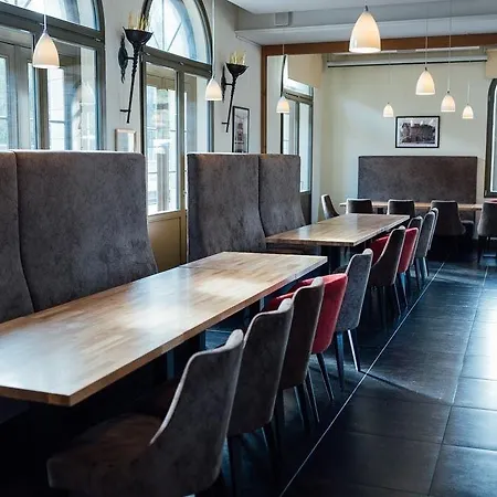 Bahnhof Busch Gæstehus 4*